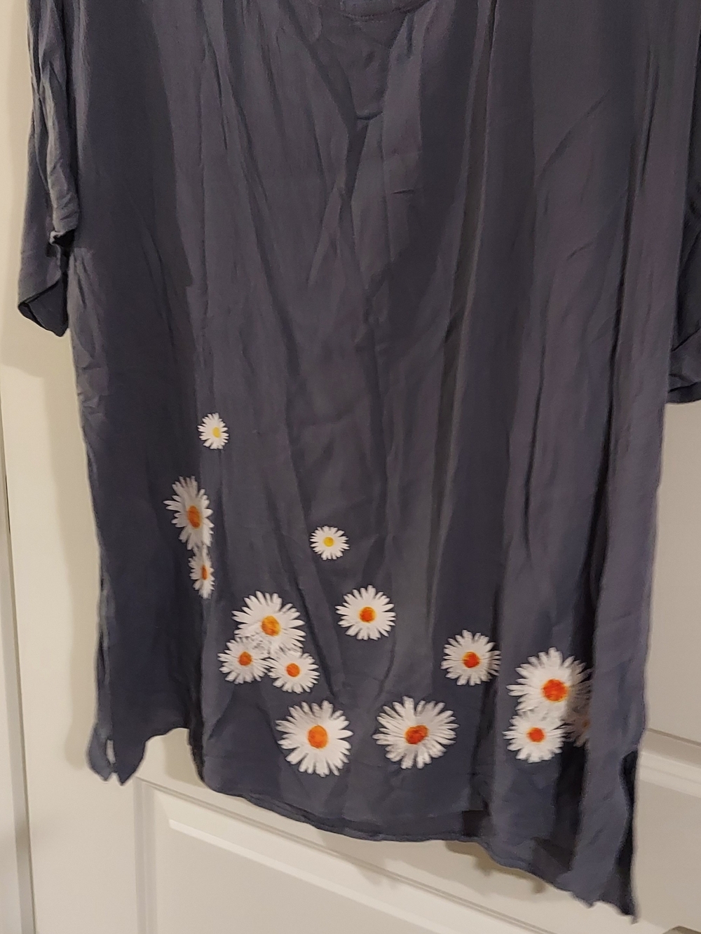 Women's Navy Floral Daisy Tunic Top